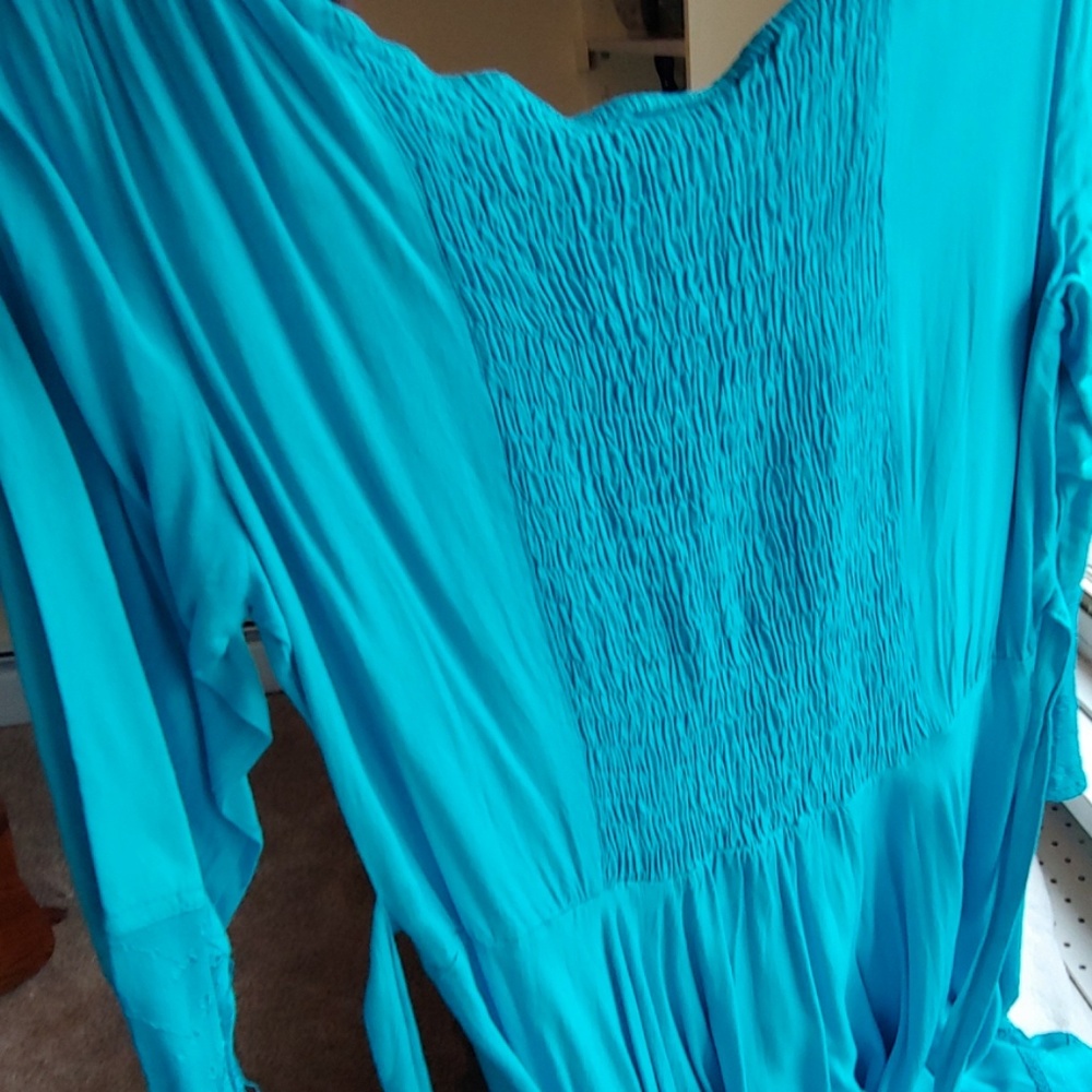 Dress - Picture 4 of 8